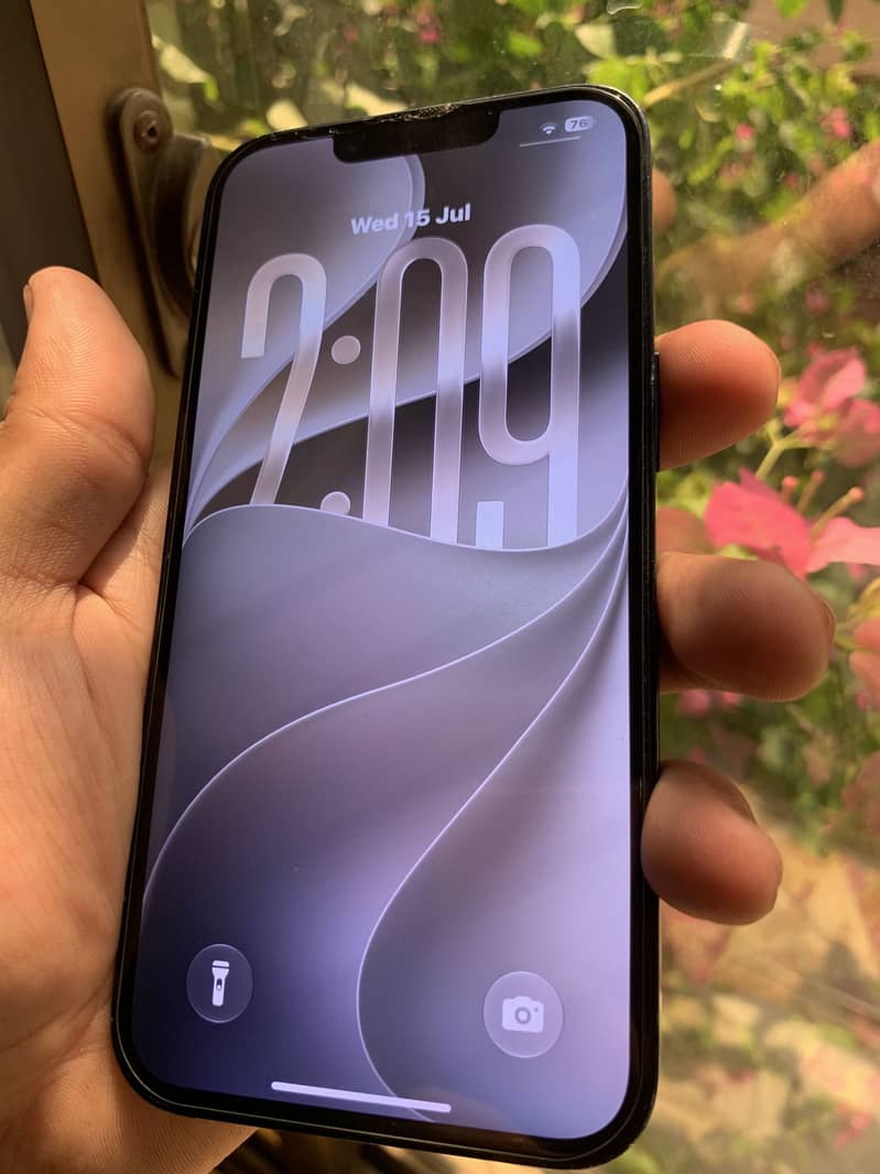 iPhone 14 jv 3