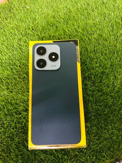 Realme C63