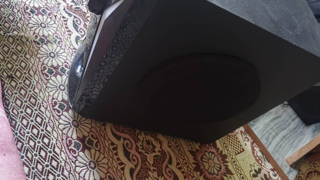 speaker Eon 3