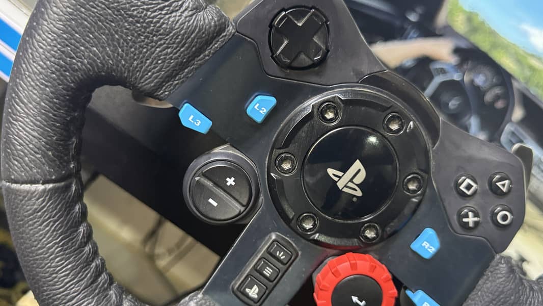LOGITECH G29 Driving Force 4
