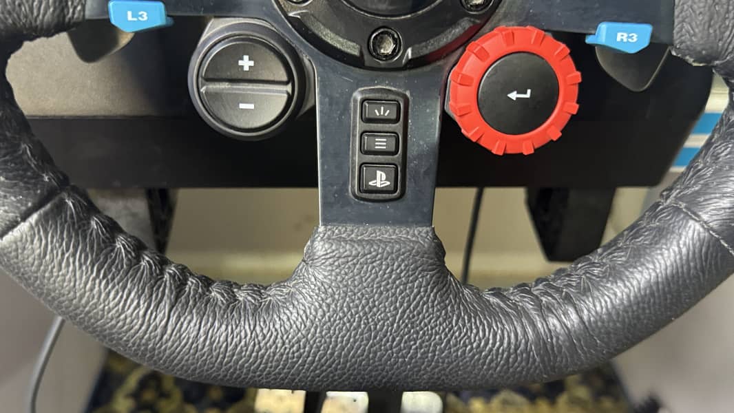 LOGITECH G29 Driving Force 16