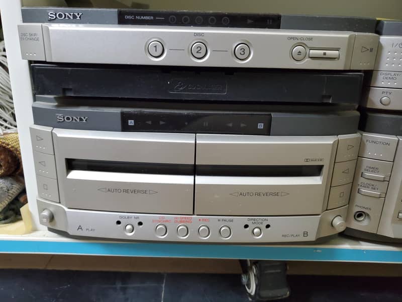 cd player 2