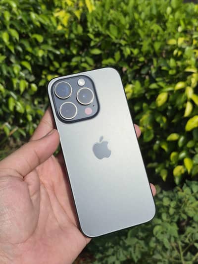 iPhone 15 Pro 256GB – Black | Non-PTA JV | Mint Condition