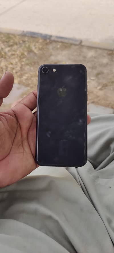 Apple iPhone 8