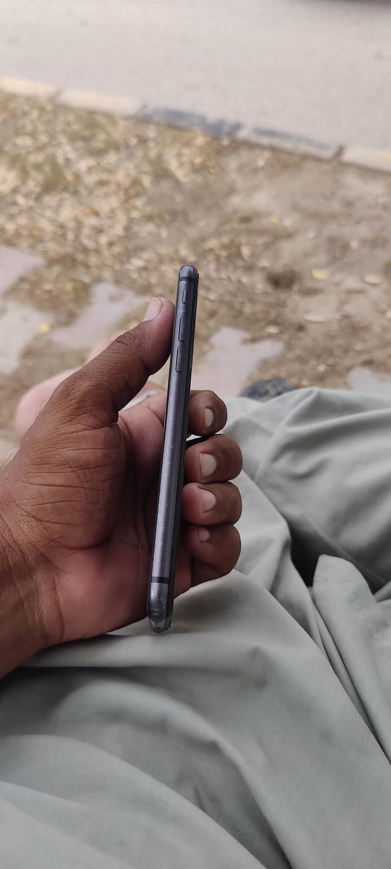 Apple iPhone 8 4