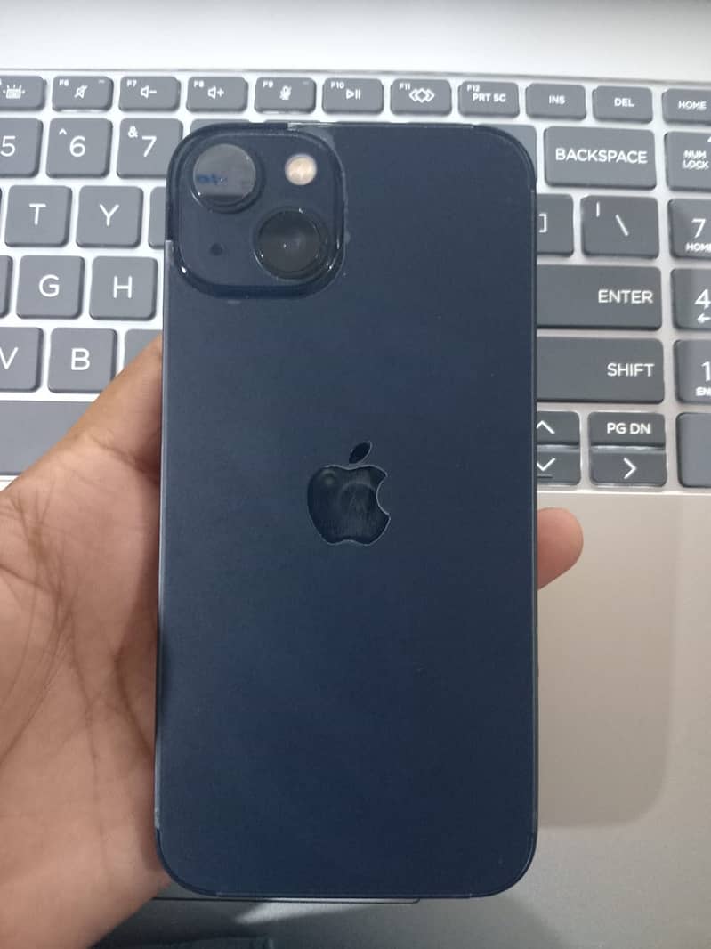 Apple iPhone 13 0