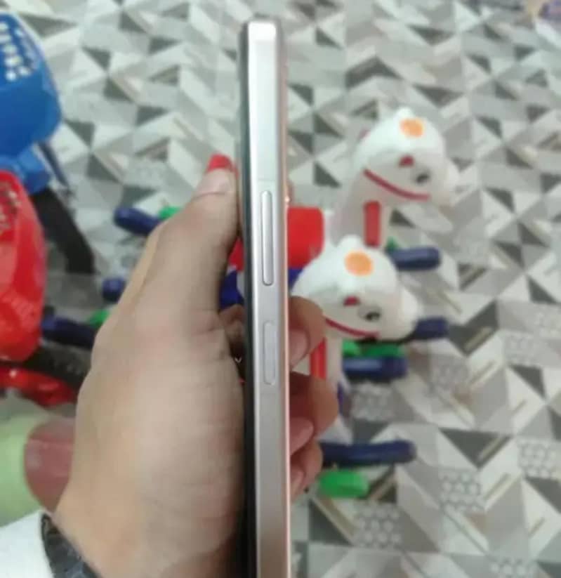 OPPO A6 4