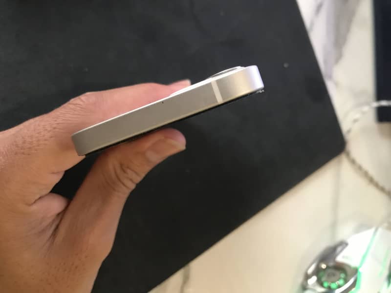IPhone 12 mini 2