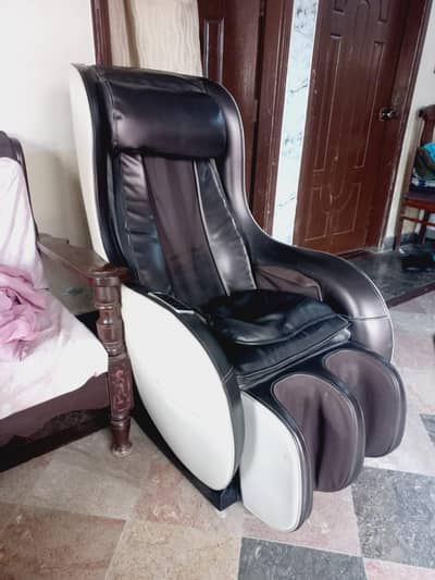 Luxury Full Body Electric Massage Chair Zero Gravity Foot And Leg