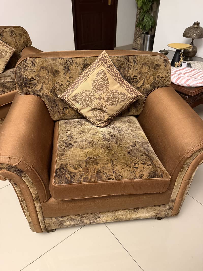 5 Seater Sofa Set 10