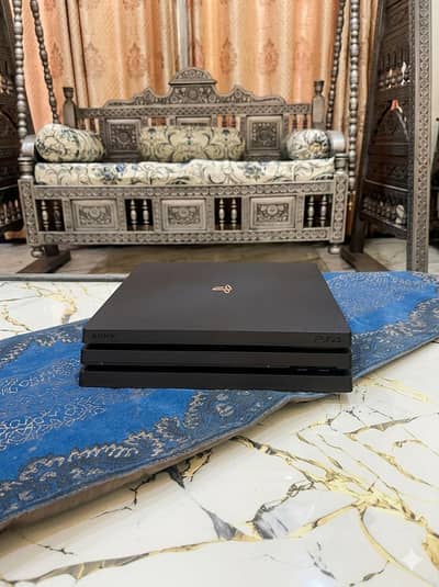 Sony play station 4 pro in used condition 10/7.5