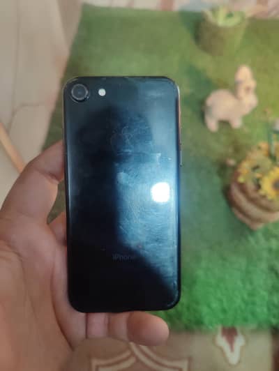 Apple iPhone 7