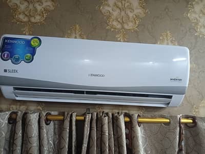 One ton Kenwood inverter ac with good condition