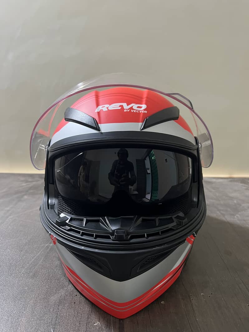 Vector Revoo with intercom ! 5