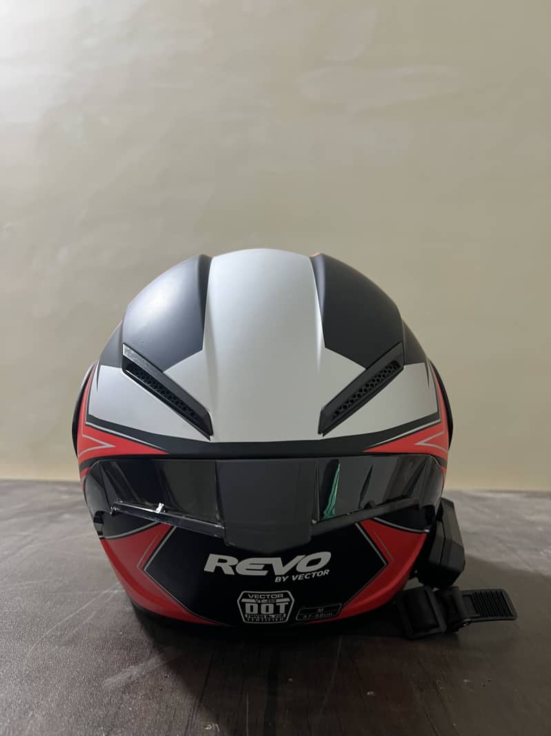 Vector Revoo with intercom ! 6