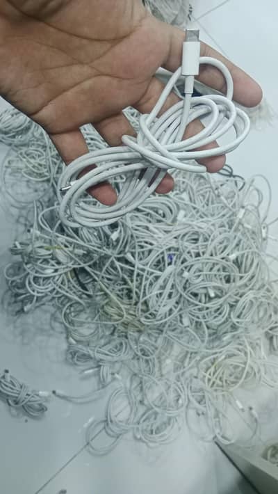 APPLE C TO  ORIGINAL CABLE