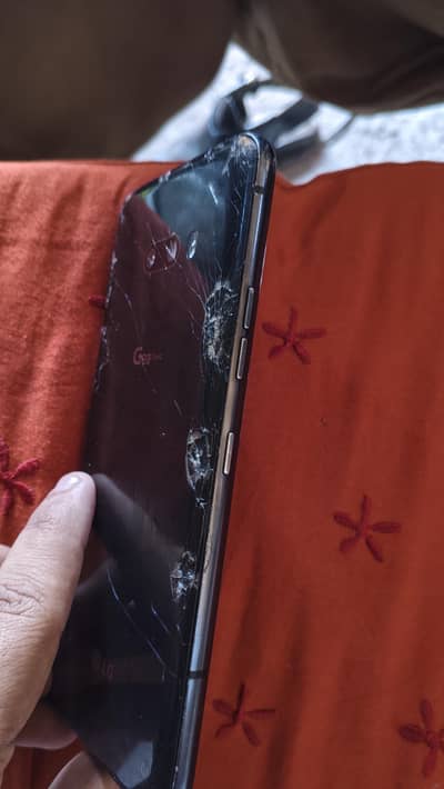 LG G8X ThinQ PTA 4 ram 64 gb storage