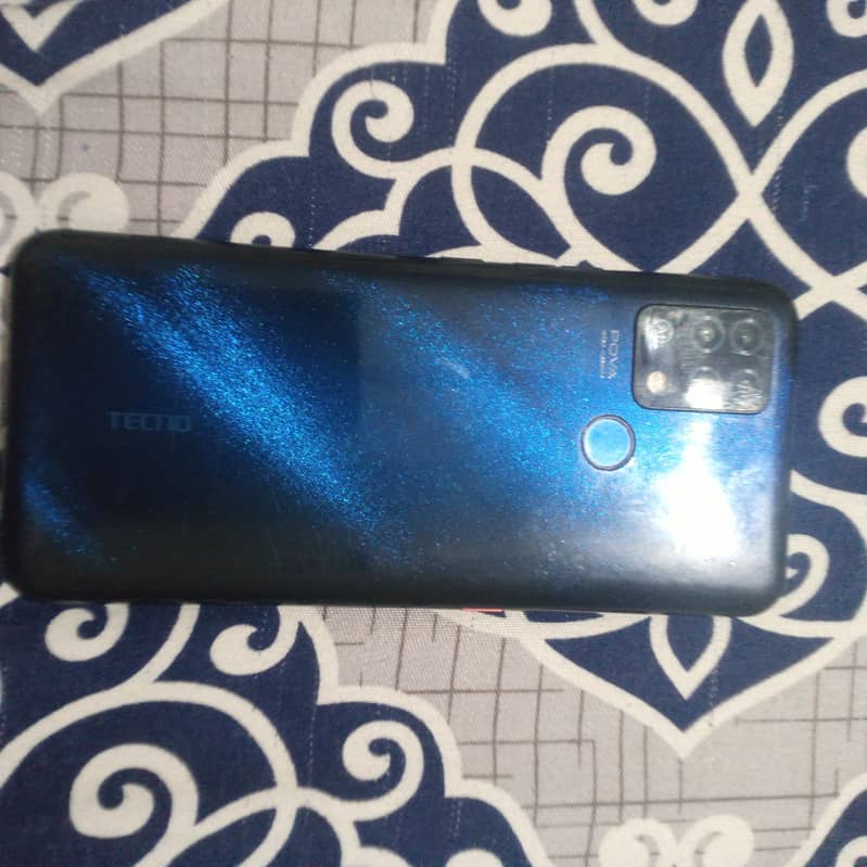 Tecno Pova 4