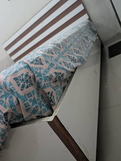 Bed king ward robe and room cooler