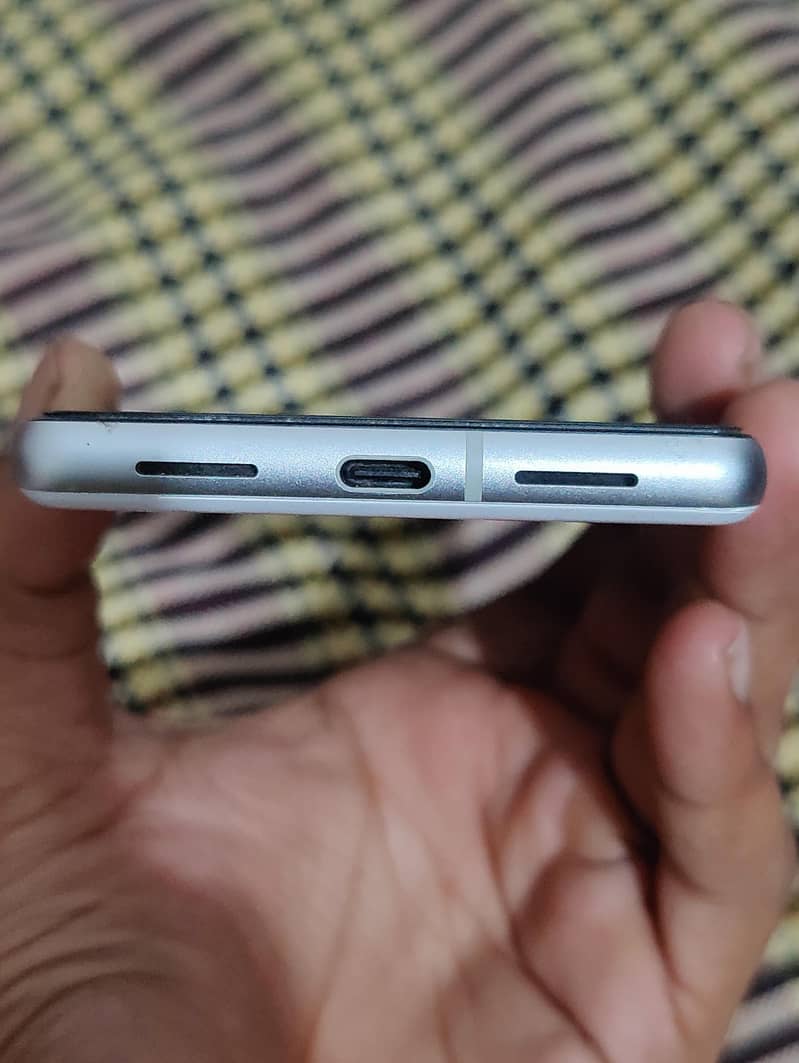 Google Pixel 7 2