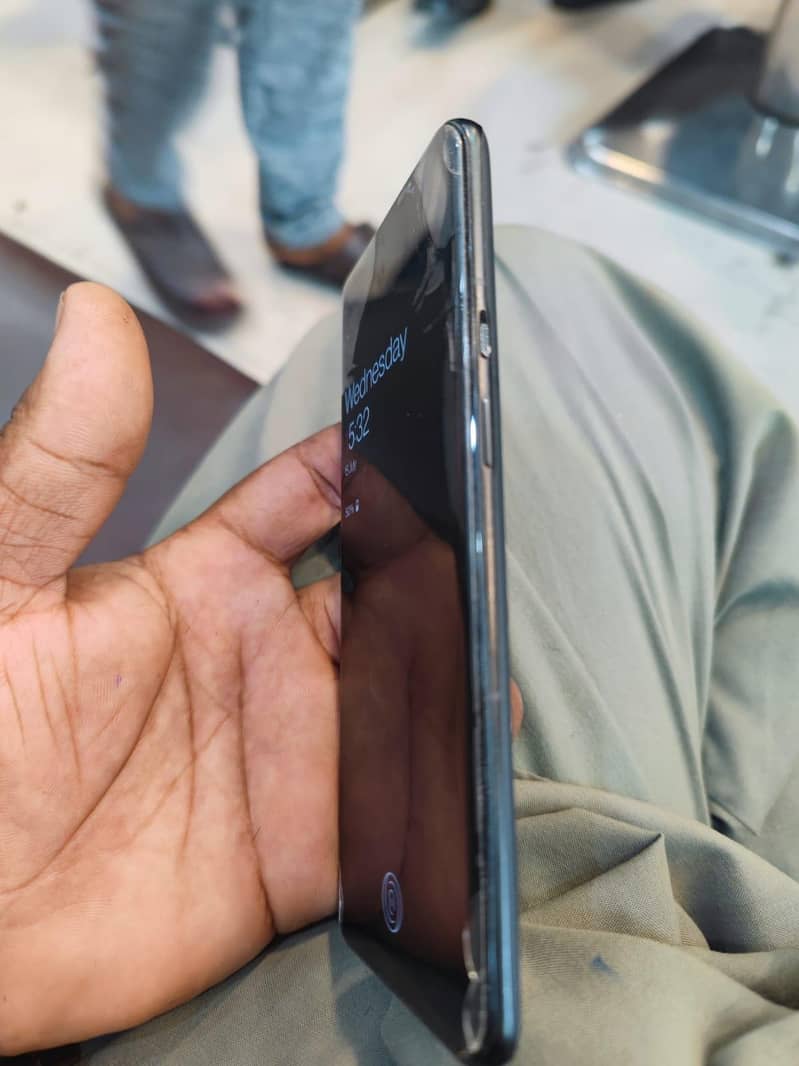 One Plus 9 Pro 4