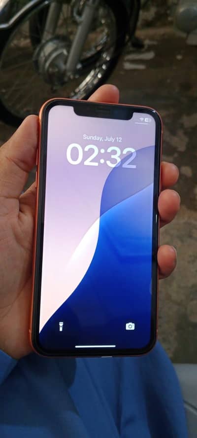 Apple iPhone XR