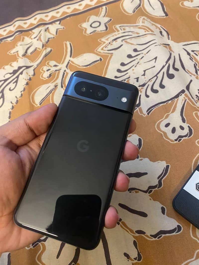 Google Pixel 8 1