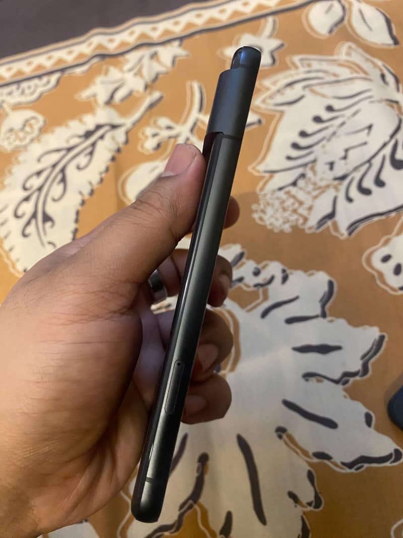 Google Pixel 8 5