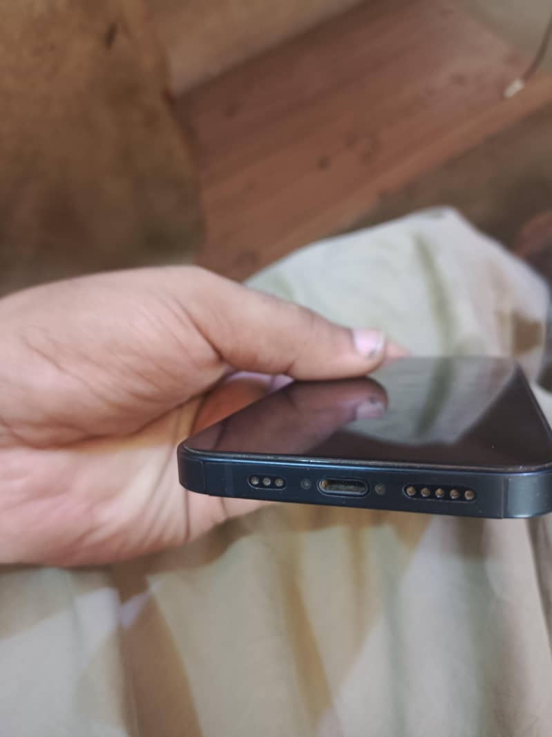 iphone 13 4