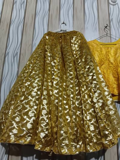 yellow lehnga