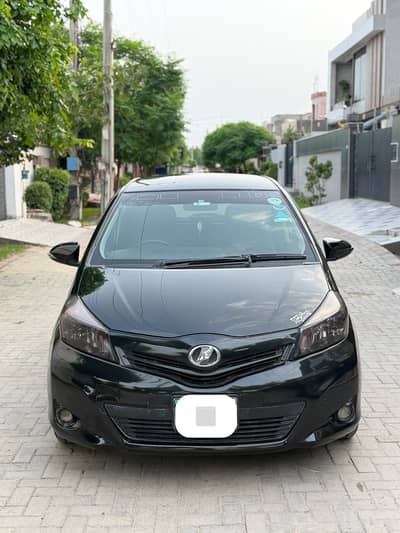 Toyota Vitz 2012