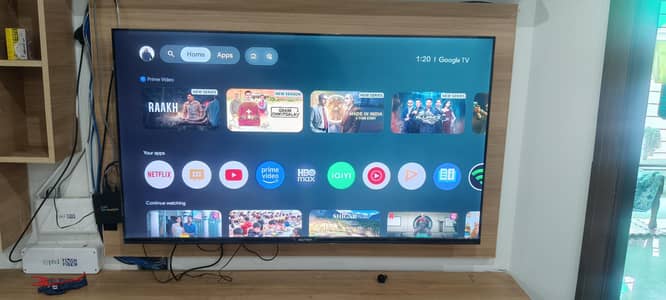 Multynet 55" 4K QLED Smart Google TV – Excellent Condition