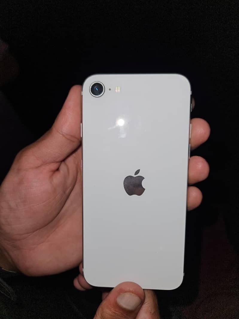 Apple iPhone SE 0