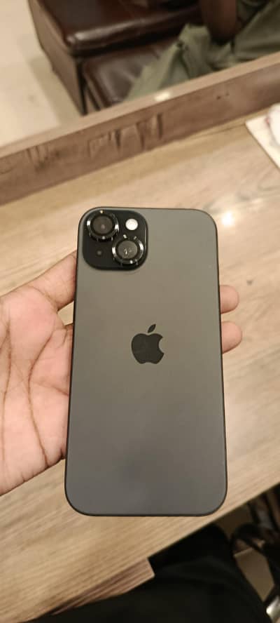 Apple iPhone 15