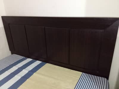 bed with 2 side tables,mattress and dressing