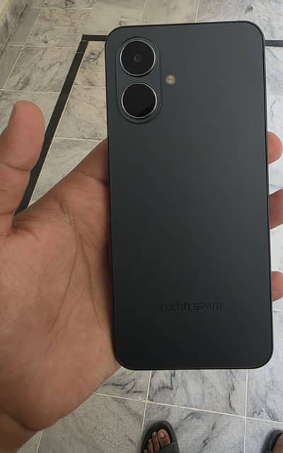 Tecno spark go 2 4/64