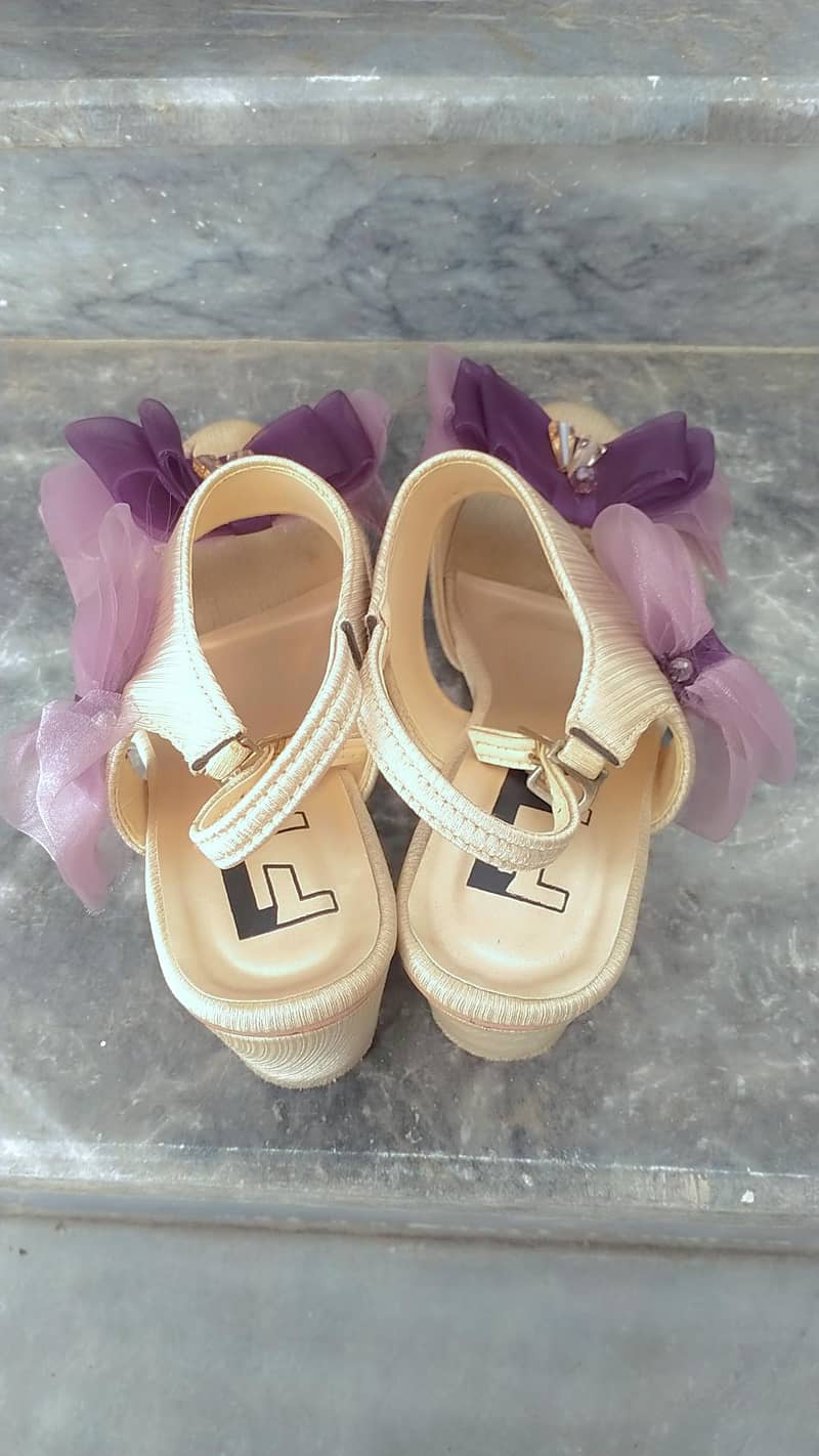 Fancy bow heels 2