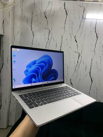 HP ProBook 440 G8