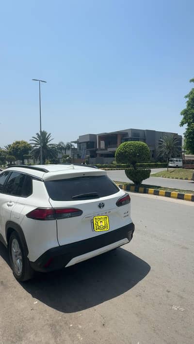 Toyota Corolla cross hybrid x hv