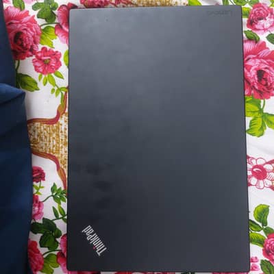 Lenovo ThinkPad X1 Carbon (5th Gen)