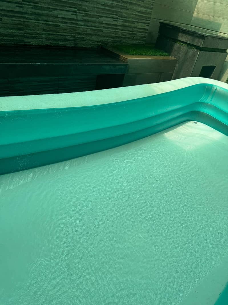 Intex Pool 1
