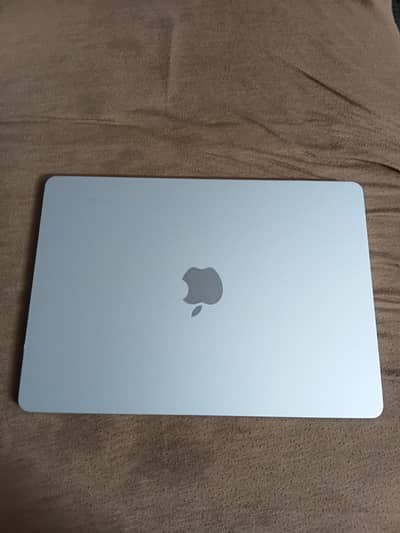 macbook air m5 13.6 inch