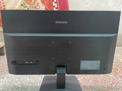 Samsung computer LED available