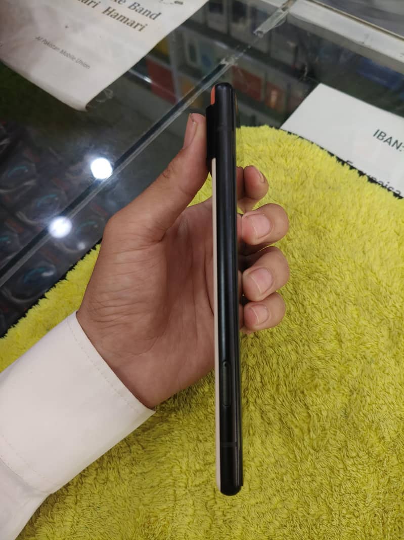 Google Pixel 6 3