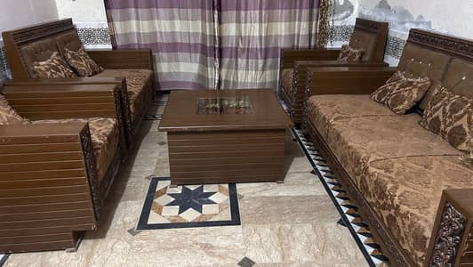 7 Seater Wooden Sofa Set With Center Table - Excellent Condition