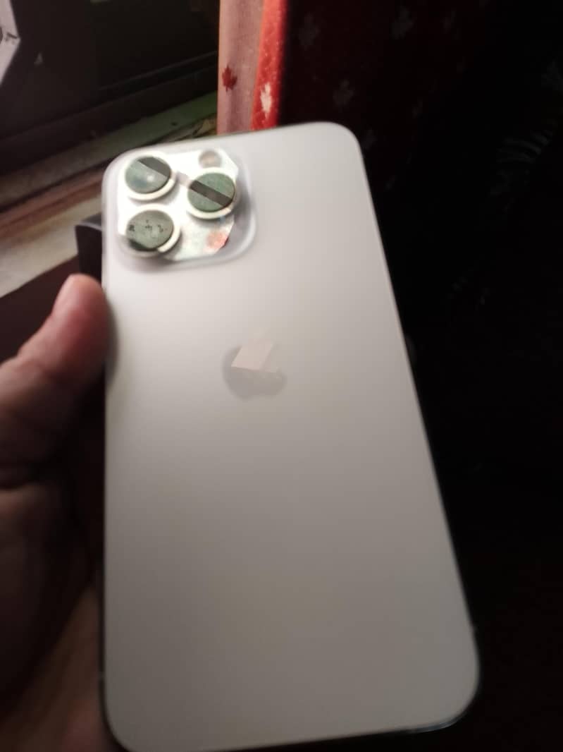 Apple iPhone 13 Pro 6