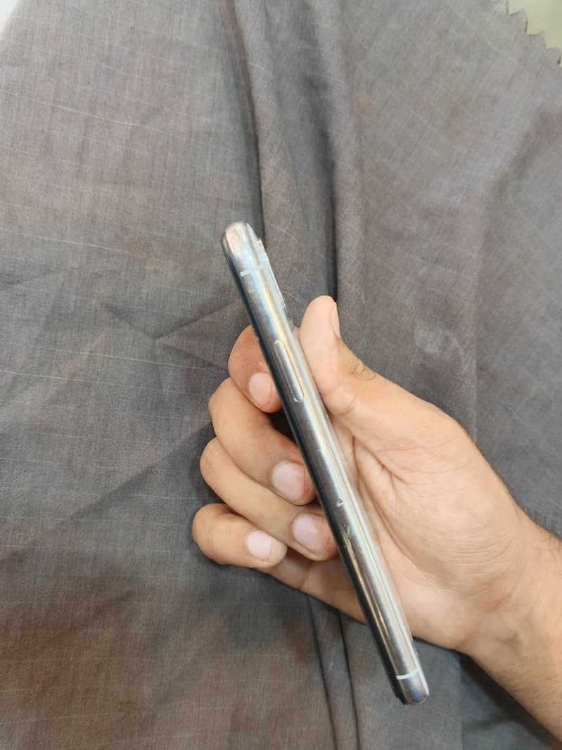 Apple iPhone X 1
