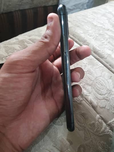 Apple iPhone 11 Pro