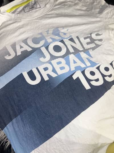 T shirts