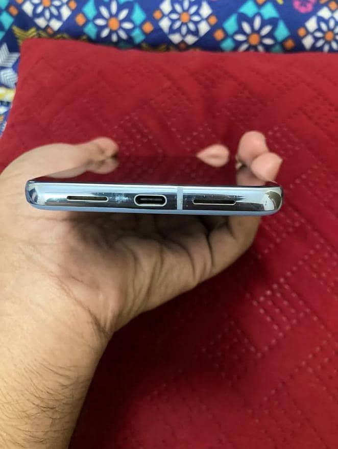 Google Pixel 8 Pro 3